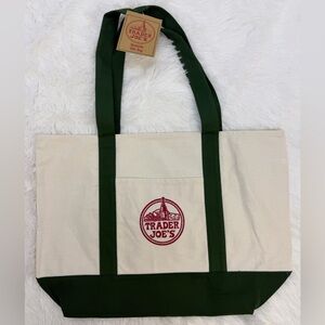 Trader Joe’s Reusable Canvas Tote Bag Cream and Green